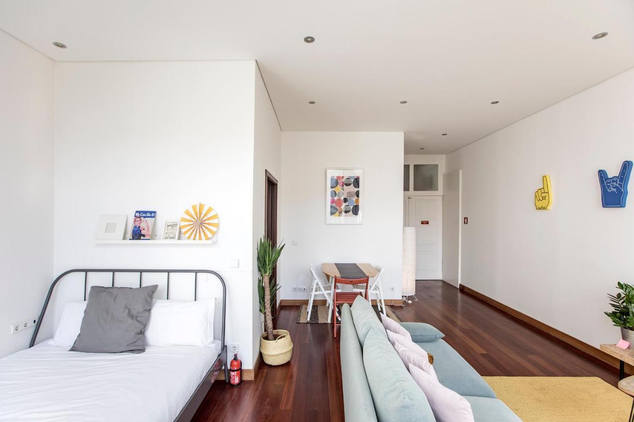 Bonjardim Studio W/ Balcony By Lovelystay Porto Exterior photo