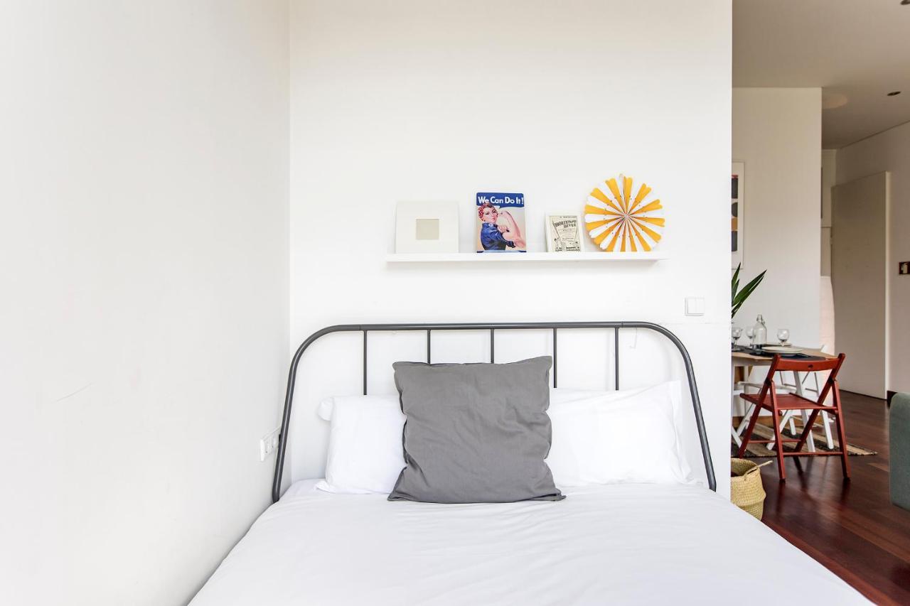 Bonjardim Studio W/ Balcony By Lovelystay Porto Exterior photo